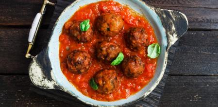 Albóndigas con tomate