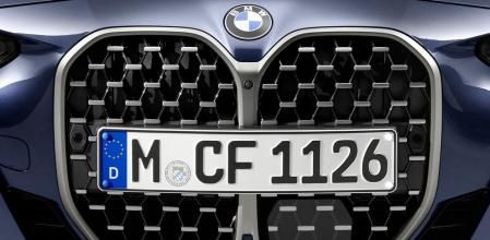 La enorme calandra con el inconfundible doble riñón del BMW Serie 4 Coupé no pasa desapercibida