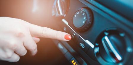 El aire acondicionado es el gran aliado de muchos conductores, así que es buena idea comprobar que funciona a la perfección&nbsp;