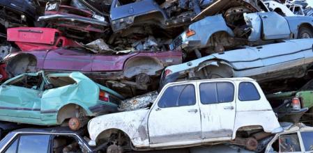 El aumento de las bajas temporales de vehículos dispara en la Dirección General de Tráfico sospechas de fraude