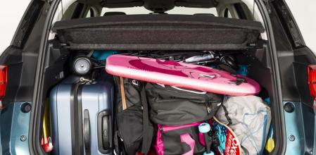 Cuando viajamos en coche solemos coger más equipaje del necesario