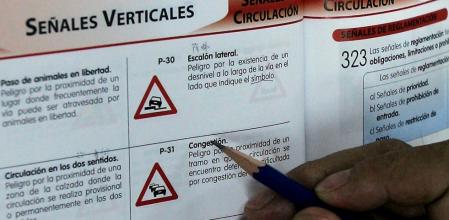 Libro de autoescuela