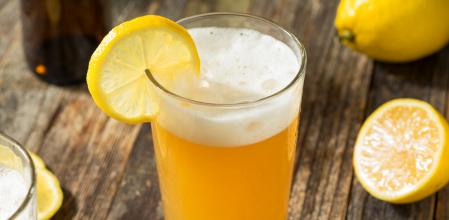 Cerveza con limón