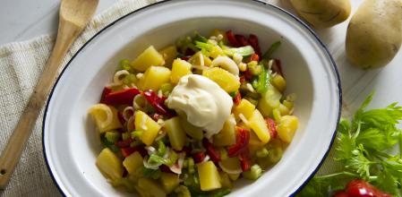 Ensalada de patata vegana