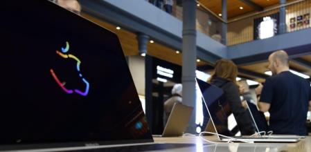 Apertura de la tienda Apple Sol en Madrid tras su reforma.