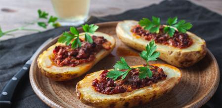 Patatas rellenas de sobrasada y berenjena