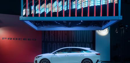 Un familiar con imagen de cupé