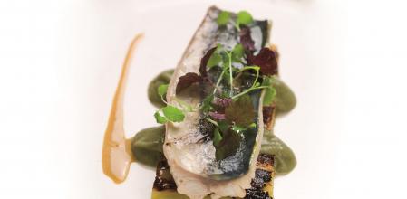 Caballa con berenjena