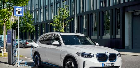 The first fully electrically powered BMW X model is ready to conquer the roads. Are you? The first-ever BMW iX3 blends locally emission-free driving pleasure with the sporting ability for which BMW is renowned and the comfort, multi-faceted functionality and spaciousness of a Sports Activity Vehicle (SAV). The technological expertise amassed in the development of BMW i models is now coming to the fore in a fully electrically powered model from the BMW core brand. The new BMW iX3 owes its forward-looking character to the unique combination of its electric motor’s efficiency, the optimised energy density of its high-voltage battery and its high charging capacity. This is joy electrified.

Find out more: https://b.mw/THEiX3

► For more upcoming videos subscribe to the BMW i YouTube Channel: https://b.mw/i_youtube_subscribe
                                                
► Explore More Videos:
Joy Electrified. BMW electrified and electric vehicles. https://youtu.be/yYFIDK_NZY8
BMW TODAY – Episode 19: Power of choice: X3. https://youtu.be/XwHgP7vJqfY
Unplug and Play. The BMW Plug-in Hybrid Fleet. https://youtu.be/g8t_jXuO-Gk

► Follow BMW i on Social Media:
Instagram: https://b.mw/i_instagram
Facebook: https://b.mw/i_facebook
Twitter: https://b.mw/i_twitter

BMW i. Born Electric.

#BMWi #THEiX3 #iX3

__
BMW iX3: Energy consumption in kWh/100 km (combined): 17.8–17.5. CO2 emissions in g/km (combined): 0. 
 
The values of fuel consumptions, CO2 emissions and energy consumptions shown were determined according to the European Regulation (EC) 715/2007 in the version applicable at the time of type approval. The figures refer to a vehicle with basic configuration in Germany and the range shown considers optional equipment and the different size of wheels and tires available on the selected model. The values of the vehicles are already based on the new WLTP regulation and are translated back into NEDC-equivalent values in order to ensure the comparison between the vehicles. [With respect to these vehicles, for vehicle related taxes or other duties based (at least inter alia) on CO2-emissions the CO2 values may differ to the values stated here.] The CO2 efficiency specifications are determined according to Directive 1999/94/EC and the European Regulation in its current version applicable. The values shown are based on the fuel consumption, CO2 values and energy consumptions according to the NEDC cycle for the classification. Further information on official fuel consumption figures and specific CO2 emission values of new passenger cars is included in the following guideline: 'Leitfaden über den Kraftstoffverbrauch, die CO2-Emissionen und den Stromverbrauch neuer Personenkraftwagen' (Guide to the fuel economy, CO2 emissions and electric power consumption of new passenger cars), which can be obtained free of charge from all dealerships, from Deutsche Automobil Treuhand GmbH (DAT), Hellmuth-Hirth-Str. 1, 73760 Ostfildern-Scharnhausen and at https://www.dat.de/co2/.