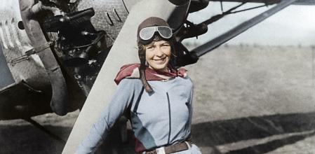 Elinor Smith, una de las pioneras que marcó las pautas de la aviación tal como la entendemos, se apoyó en Longines