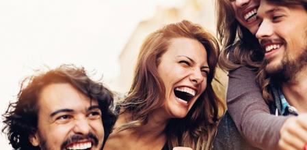 La risa ayuda a sentirnos mejor, desde el punto de vista físico, pero, sobre todo, emocionalmente