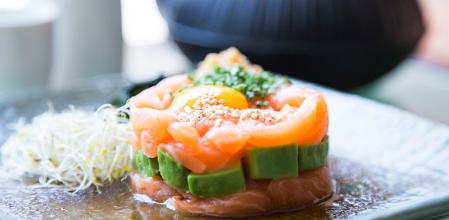 Tartar de salmón y aguacate