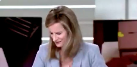 El incontrolable ataque de tos de Ana Roldán