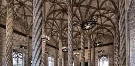 Interior de la Lonja de la Seda de Valencia