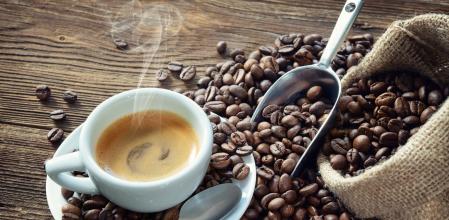 El café a menudo genera controversia a pesar de tener varios beneficios