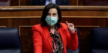 La ministra de Defensa, Margarita Robles, durante el pleno del Congreso en el que el presidente del Gobierno, Pedro Sánchez comparece a petición propia