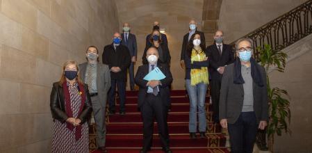 Los representantes de las instituciones que han impulsado el Artech Hub, junto con la consellera Àngels Ponsa y el teniente de alcalde Joan Subirats