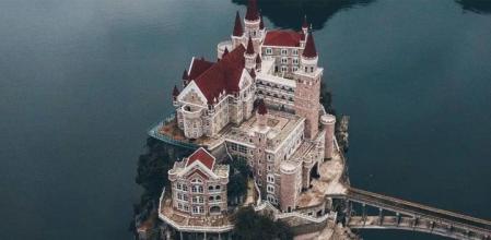 Conocido por muy pocos, este castillo parece una réplica de Disney