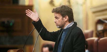 Podemos anuncia una ley sobre la Corona y el PSOE la rechaza