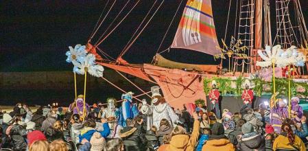 Los Reyes Magos se adaptan a la pandemia y acuden a su cita