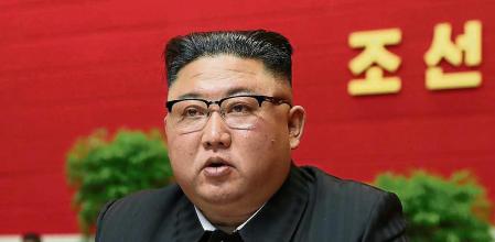 Kim hace autocrítica