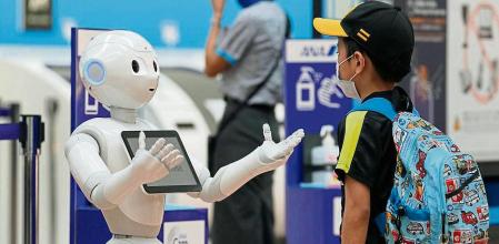 Japón encuentra una nueva variante del coronavirus en viajeros procedentes de Brasil