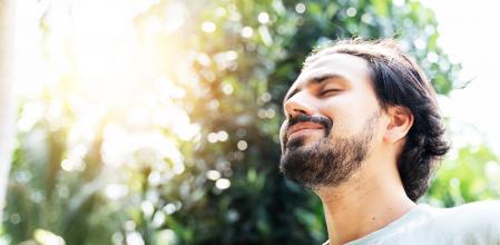 Hacer un ejercicio de introspección para revisar el pasado favorece los cambios