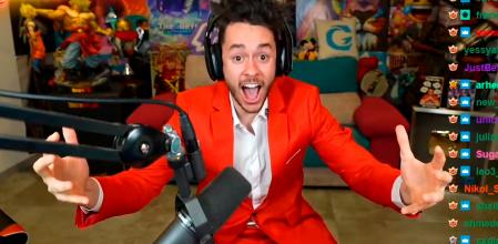 El 'streamer' The Grefg celebra la consecución de su récord en Twitch