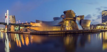 El Guggenheim al atardecer