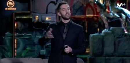 Broncano llega tarde a ‘La Resistencia’ y con una multa de 200 euros: “Me ha parado la Guardia Civil”