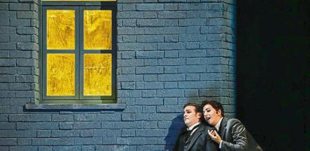 Noche sulfurosa en el Liceu con 'Les contes d'Hoffmann'