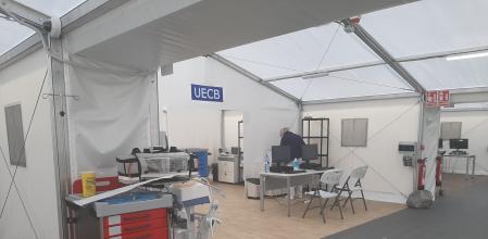 El interior del hospital de campaña de La Fe.