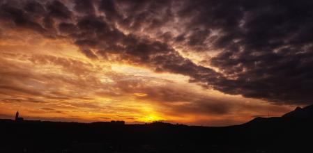 El ocaso visto desde Olesa de Montserrat.