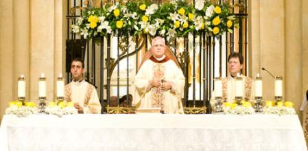 El obispo de la Diócesis de Orihuela-Alicante, durante un servicio.