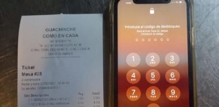 El propietario del local logró hablar con la madre