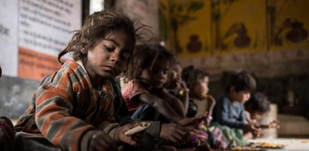 El hambre se manifiesta cuando una persona no puede acceder a alimentos. Si la situación se alarga, puede presentar desnutrición. Es el estado en el que al cuerpo le faltan los nutrientes necesarios para llevar una vida sana.