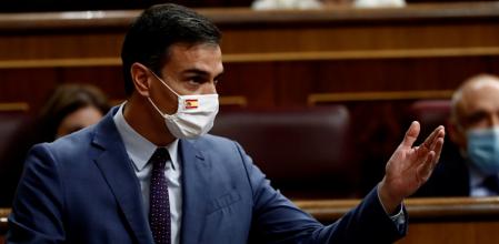 Sánchez insta a Casado a la moderación y a superar su “complejo” ante la ultraderecha