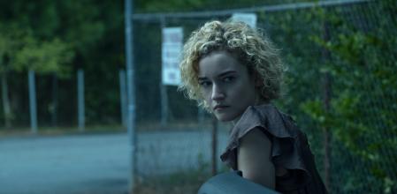 Normal que Julia Garner ya se haya llevado dos Emmys por su papel de Ruth Langmore.