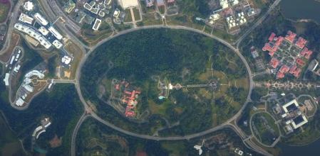 La espectacular rotonda de Putrajaya, en Malasia, tiene una longitud de 3,5 kilómetros