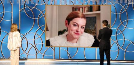 Emma Corrin se ha llegado el Globo de Oro por su papel de Diana de Gales en 'The Crown'.