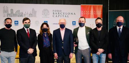 Los cocineros que han participado en el foro junto a Manuel Carreras y Enrique Lacalle