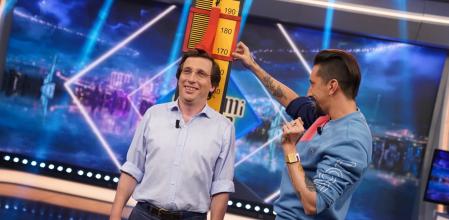 Almeida y Pablo Motos protagonizan un duelo 'de altura' en 'El hormiguero'