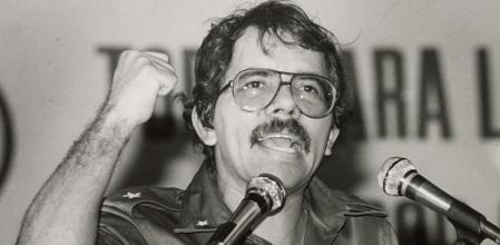 Daniel Ortega, tras el triunfo del Frente Sandinista de Liberación Popular