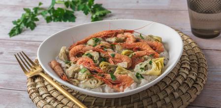 Alcachofas con gambas