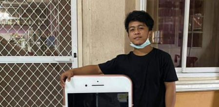 Cuando vio el tamaño de el paquete ya sospechaba que no era lo que había pedido