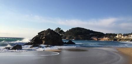 Vistas de la cala de La Fosca, en Palamòs.