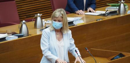 La consellera Gabriela Bravo defiende la Ley de Función Pública en las Cortes Valencianas