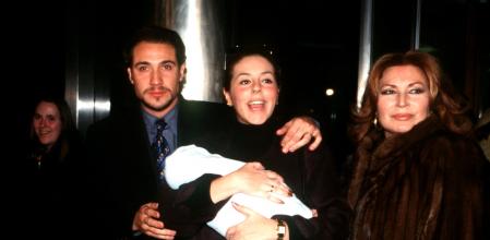 Nace David Flores Carrasco. 
PG/ © KORPA 
22/12/98 MADRID