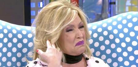 Lydia Lozano, rota de dolor por la muerte de su hermano.