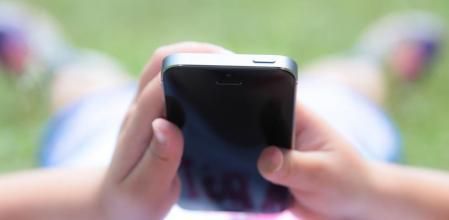 10 normas de unos padres a su hija de 12 años para poder utilizar el teléfono móvil